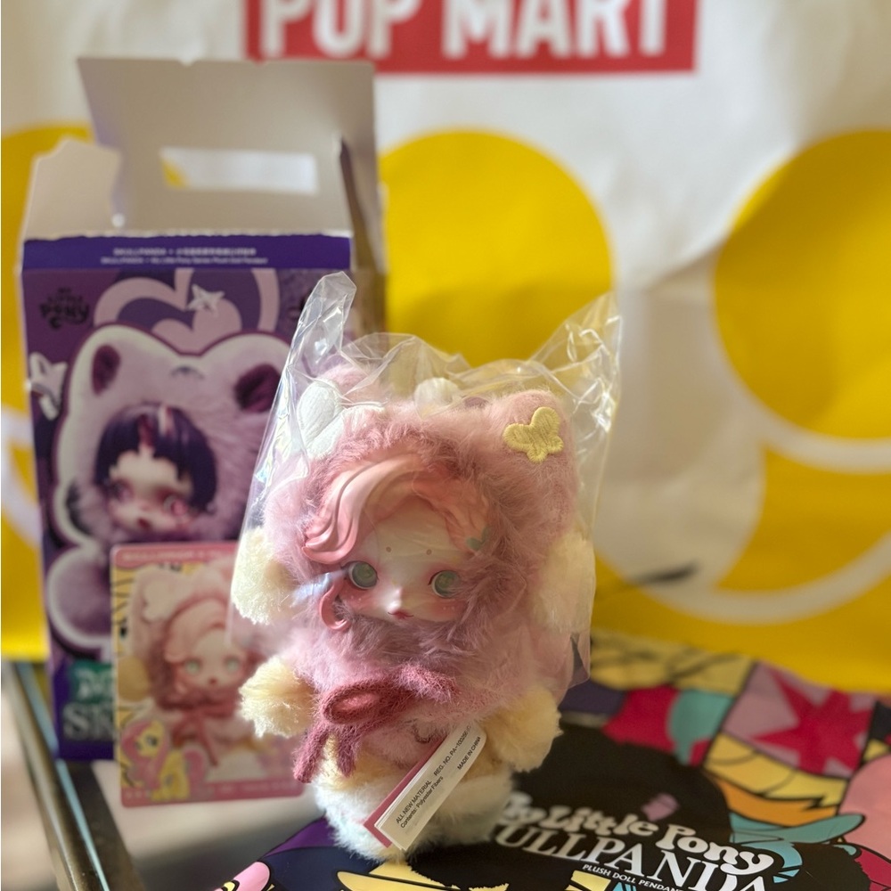 Pop Mart Skull Panda My Little Pony Fluttershy
